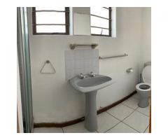 Granny Flat R4500 includes water and electricity-Parow Valley