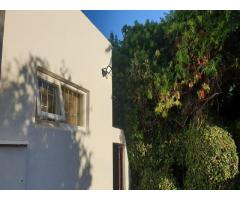1 Bedroom Semi-Furnished to rent in Diep River, Cape Town