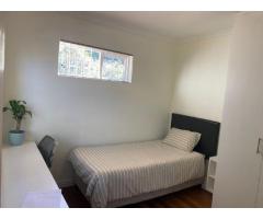 1 Bedroom Semi-Furnished to rent in Diep River, Cape Town