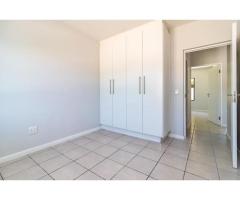 Neat 2 Bedroom/ 1 Bath Apartment / Flat to Rent in Paarl North