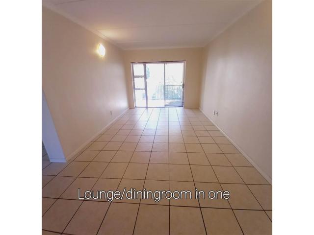 Lovely Two Bedroom Flat To Let In Vredekloof East